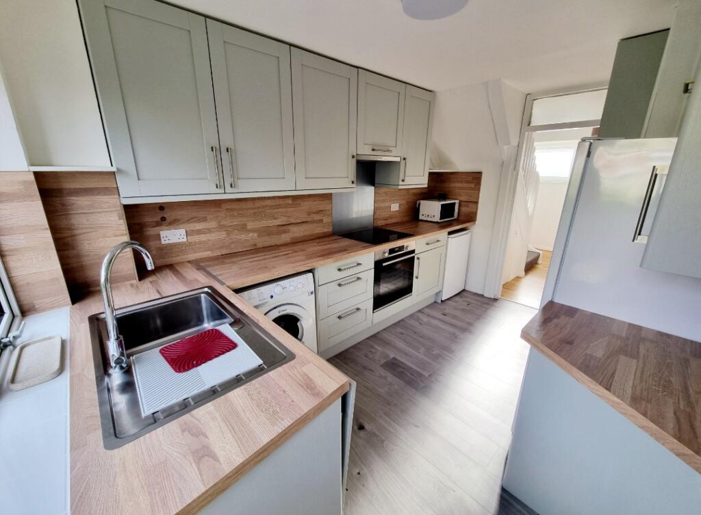 House in Stevenage - View 2