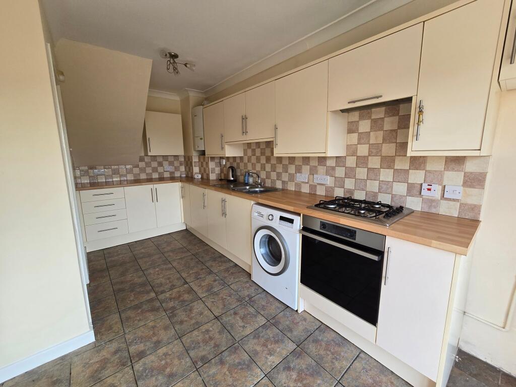 House in Swansea, Birchgrove - View 5