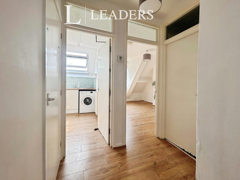 Main image of property: Fosse Road North, LE3