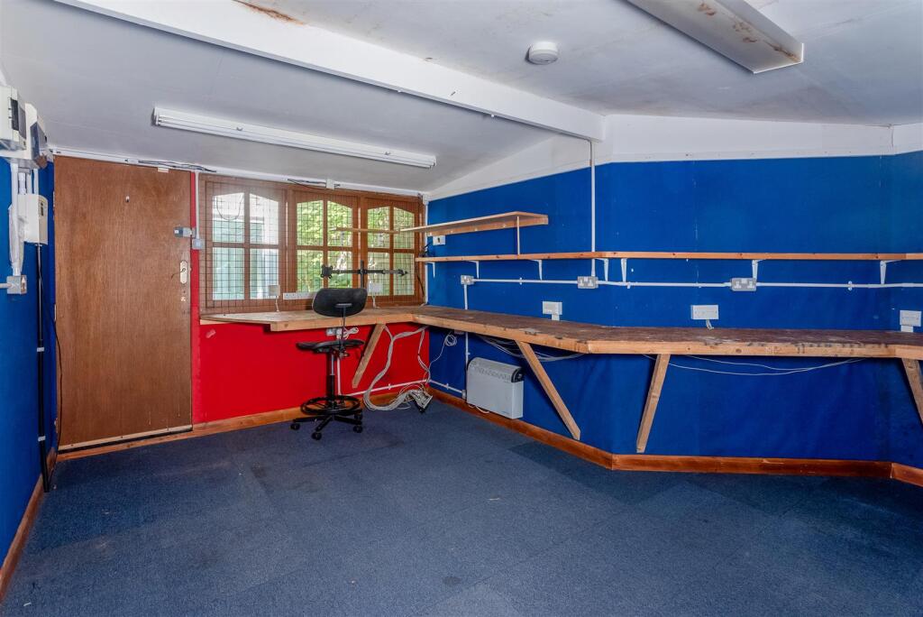 House in Stratford-on-Avon, Shipston on Stour - More