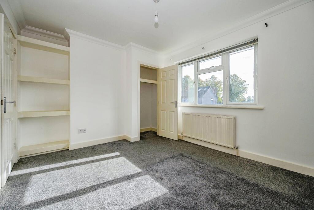 Apartment in Luton - View 4