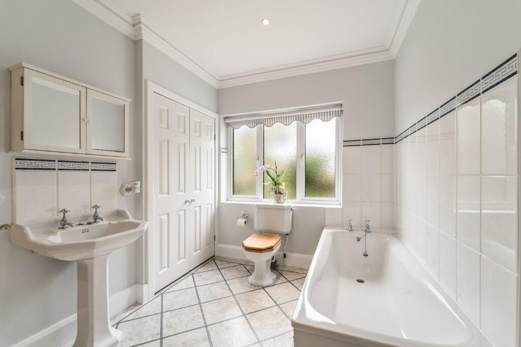 Additional image 20 of Warwick Road, Solihull, B91