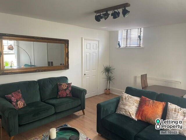 Main image of property: Clarence Square, Brighton, East Sussex, BN1 2ED