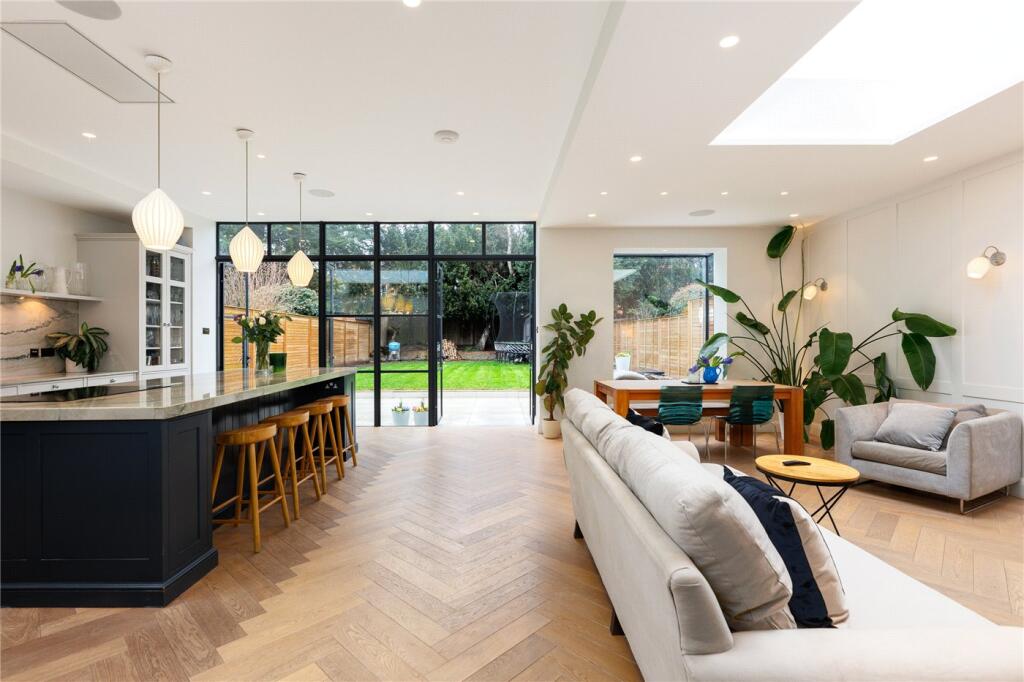 Main image of property: Cromer Villas Road, London, SW18