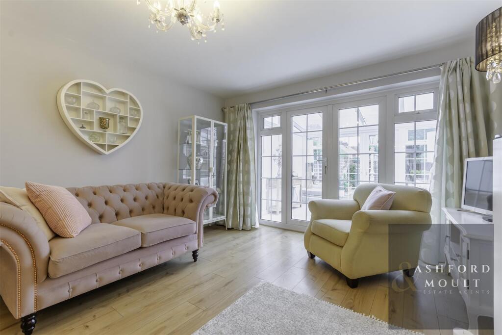 House in Nottingham - View 5