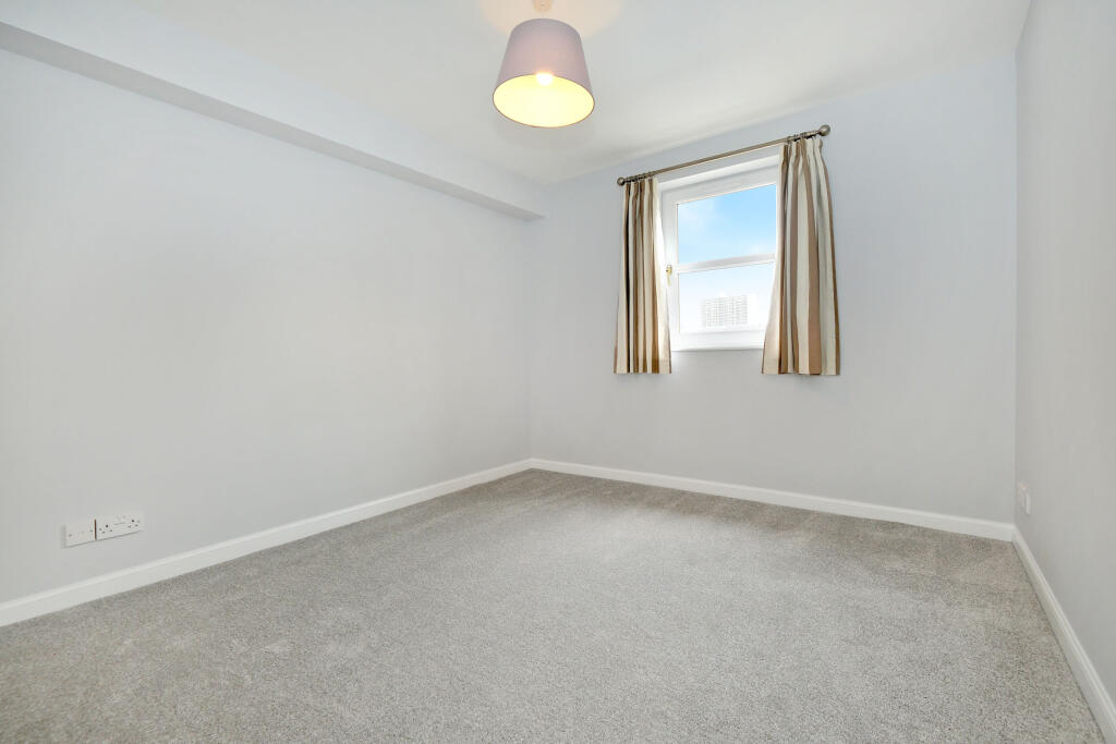 Charles Street, Aberdeen, AB25 - More