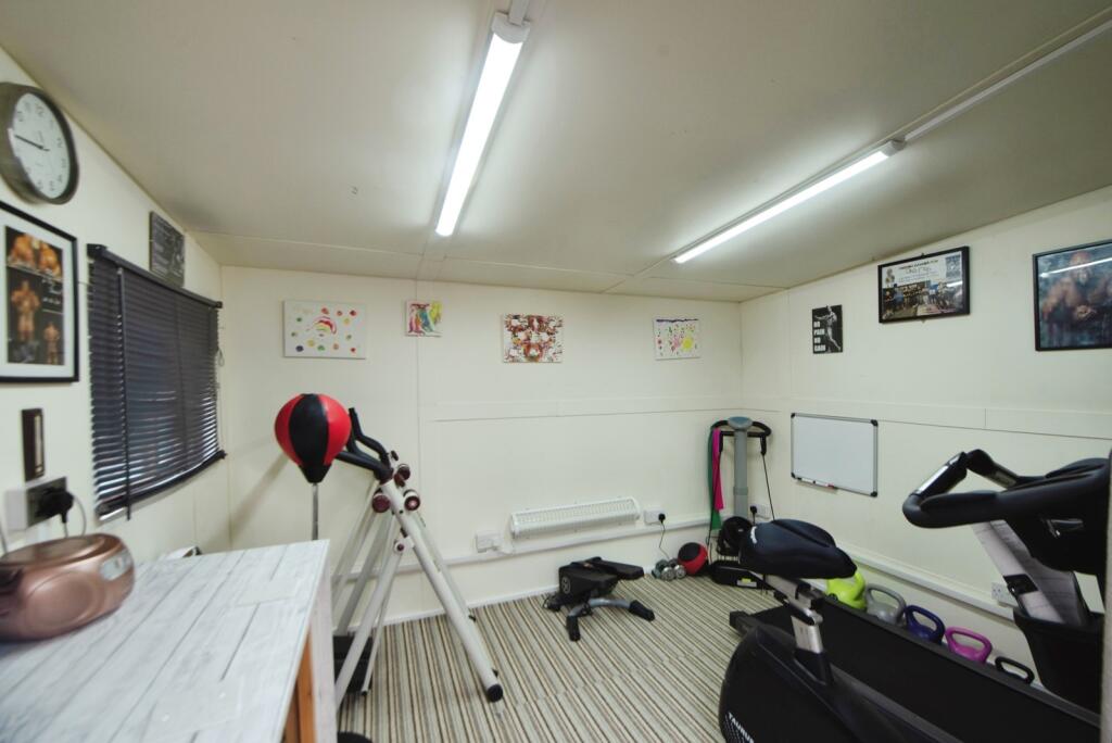 House in Fareham, Hampshire - View 4