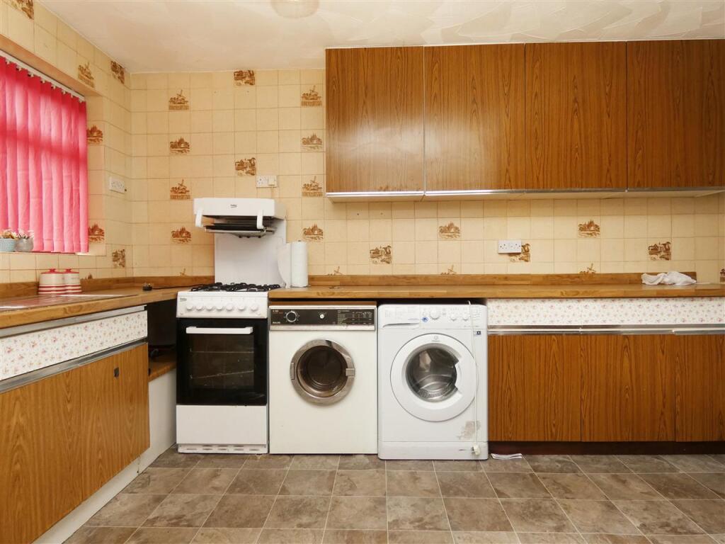House in Knowsley, Liverpool City Region - More