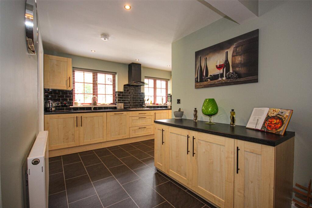House in East Devon, Uplyme - View 5