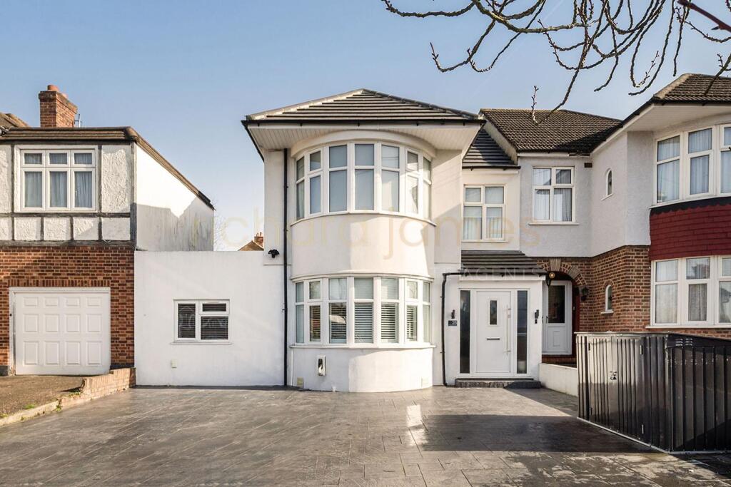 Main image of property: Fernside Avenue, Mill Hill, NW7