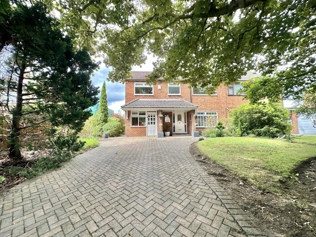 4-bed semi-detached on Maple Road, Manchester, £475,000
