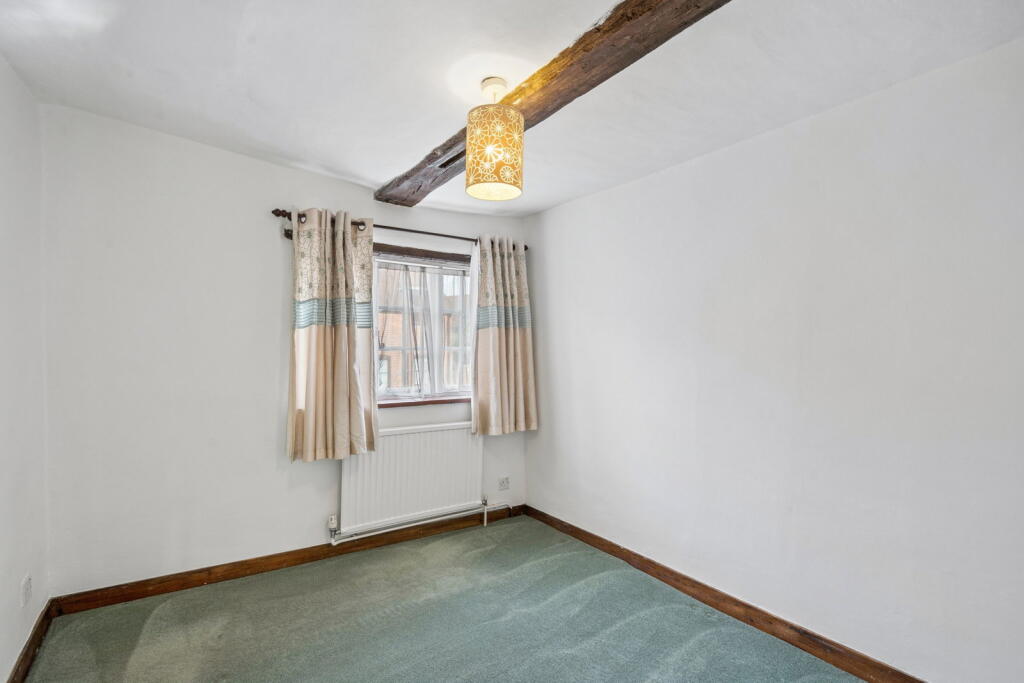 House in Hemel Hempstead - More