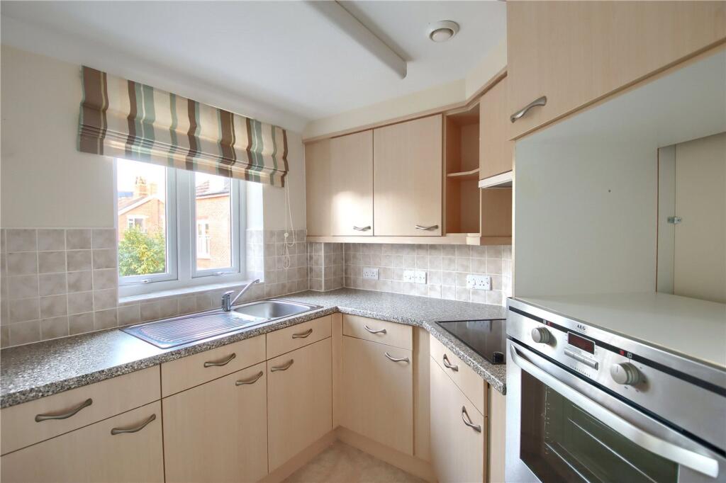 Apartment in Stockton-on-Tees - View 5