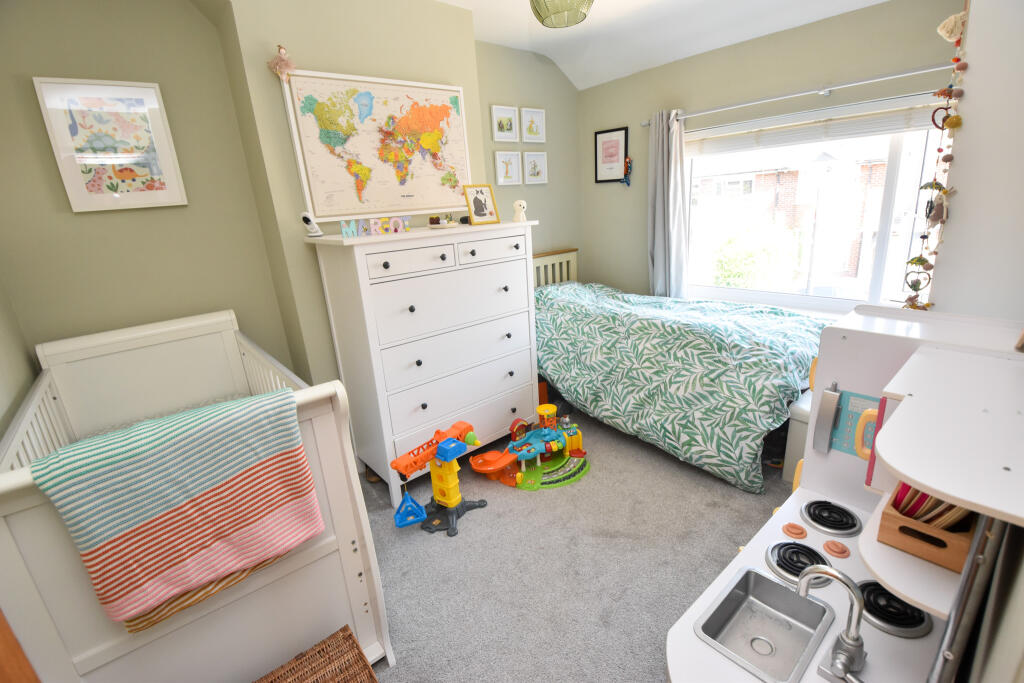Central Drive, Urmston, M41 - More