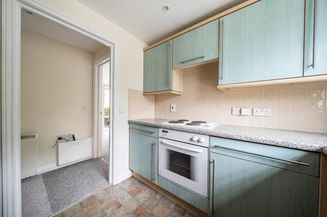 Hawthorne Close, Thatcham - View 4