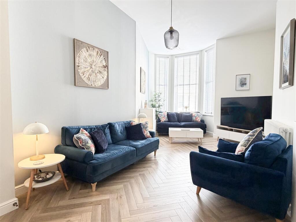 Burlington Place, Eastbourne, BN21 4FS - View 4