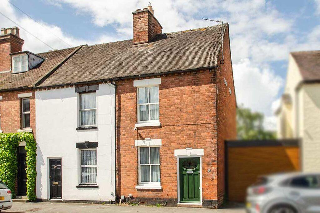 Main image of property: Wheel Lane, Lichfield