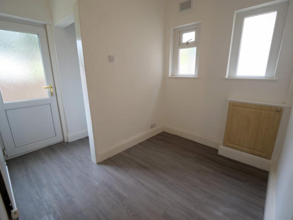 House in Lancaster - View 5