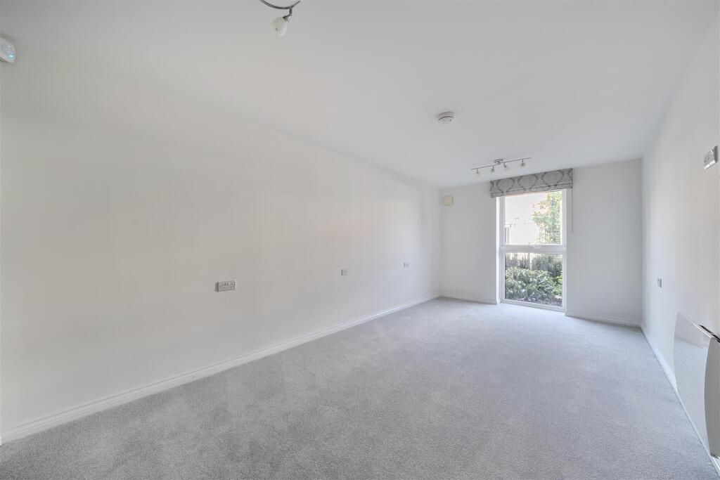Gilbert Lodge, Beeston, Nottingham, Nottingham, Nottinghamshire - More