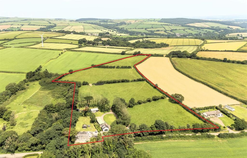 Main image of property: Inches, Bodmin