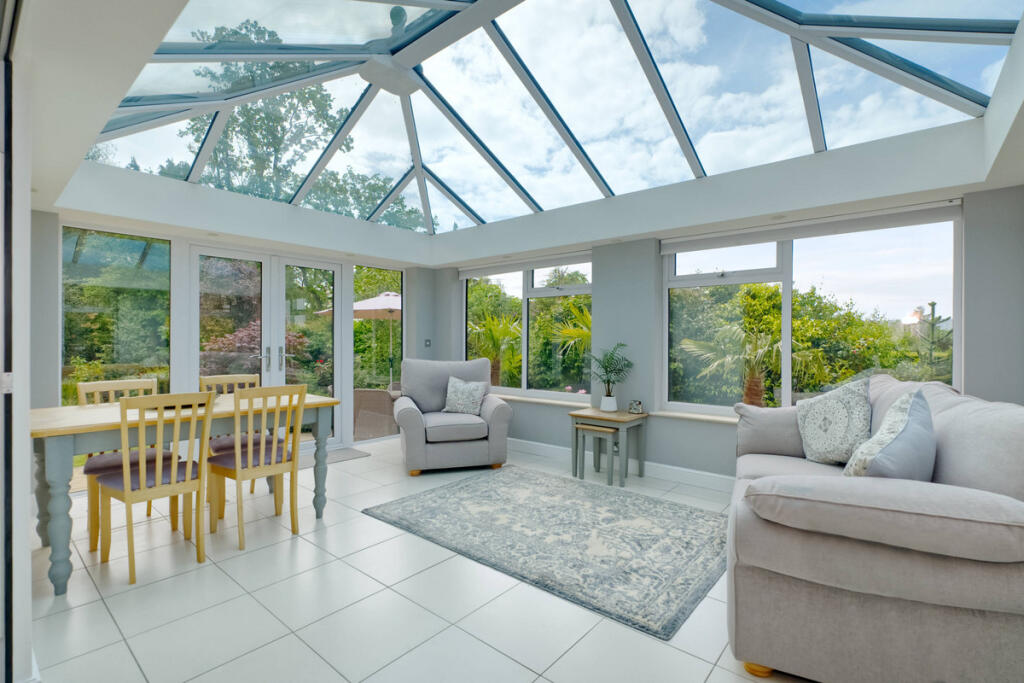 House in Horsham, West Chiltington - View 4