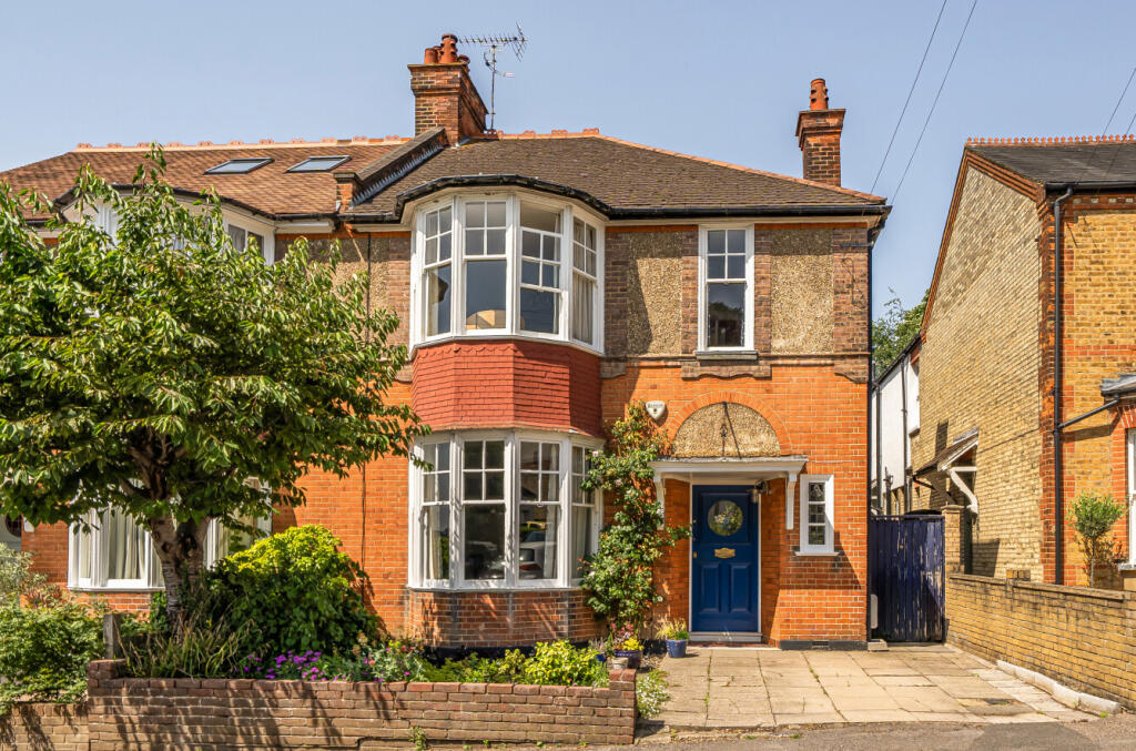 Main image of property: Clifford Road, Barnet, EN5