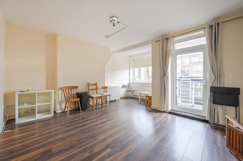 Apartment in London - View 2