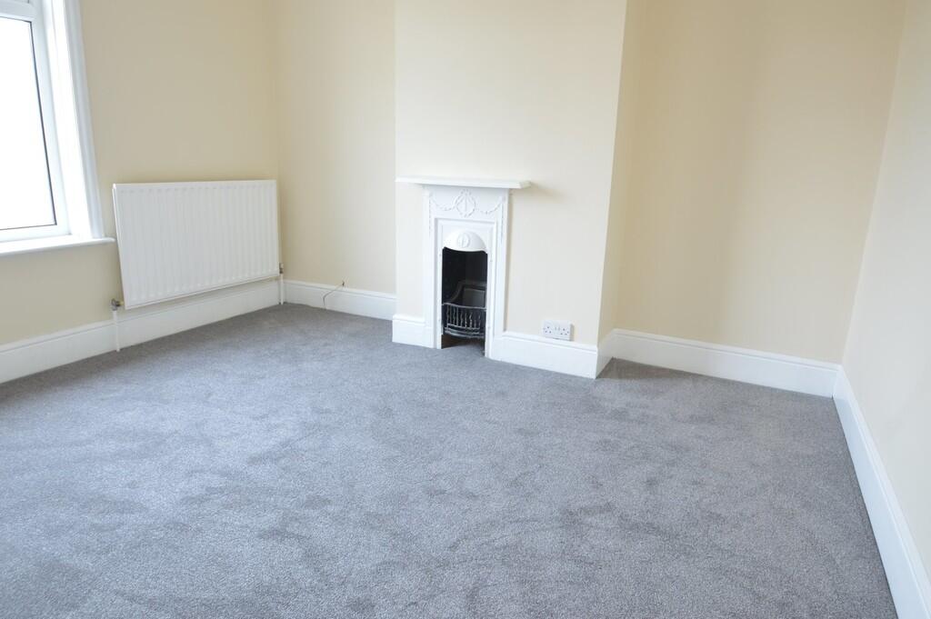 House in Southampton - More