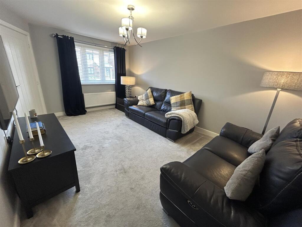 House in Howden, East Riding of Yorkshire - View 5