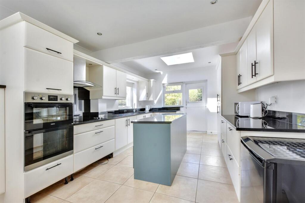 Spring Lane, Lambley, Nottingham photo 3