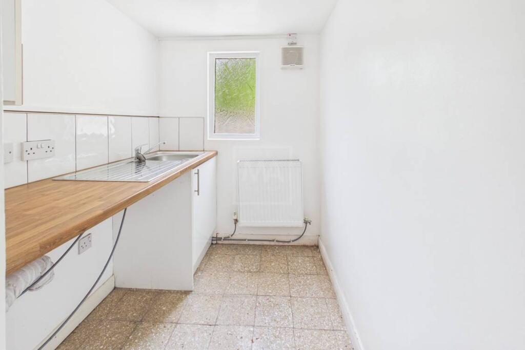 House in Warrington, Fairfield, Orford - More