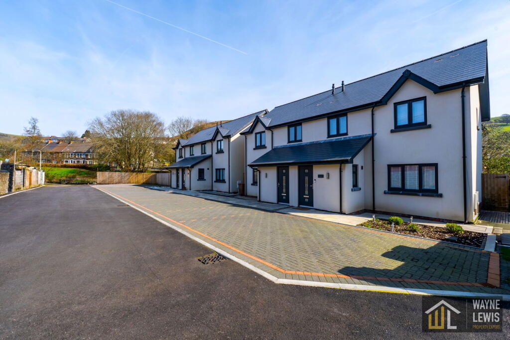 House in Caerphilly, Aber Valley - View 4