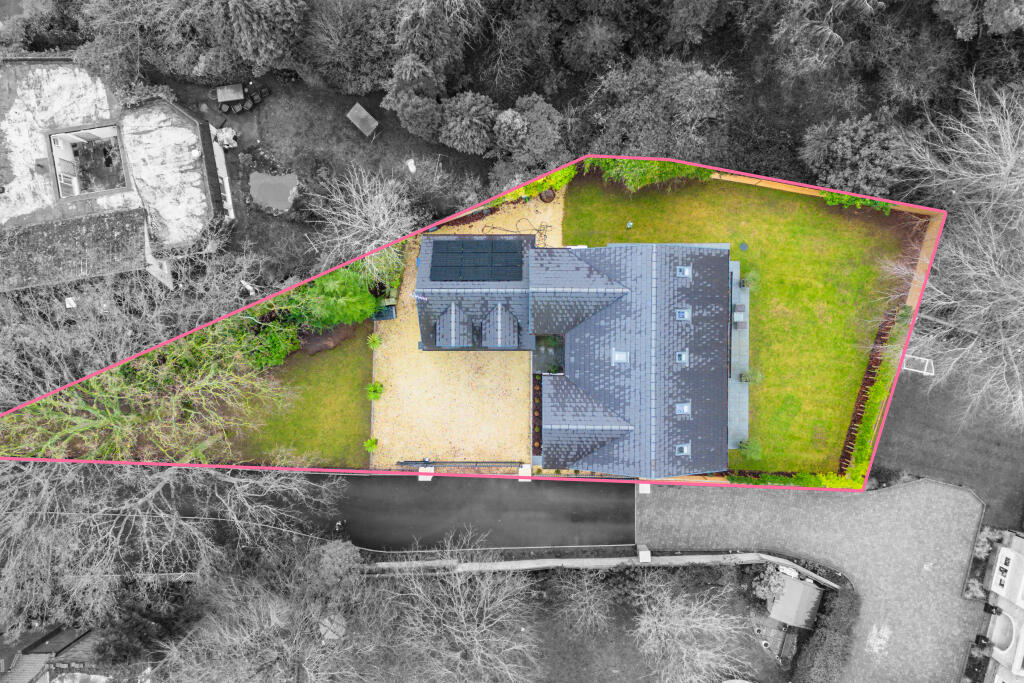 The Whitehouse, Whin Hill Road, Bessacar, Doncaster DN4 photo 4