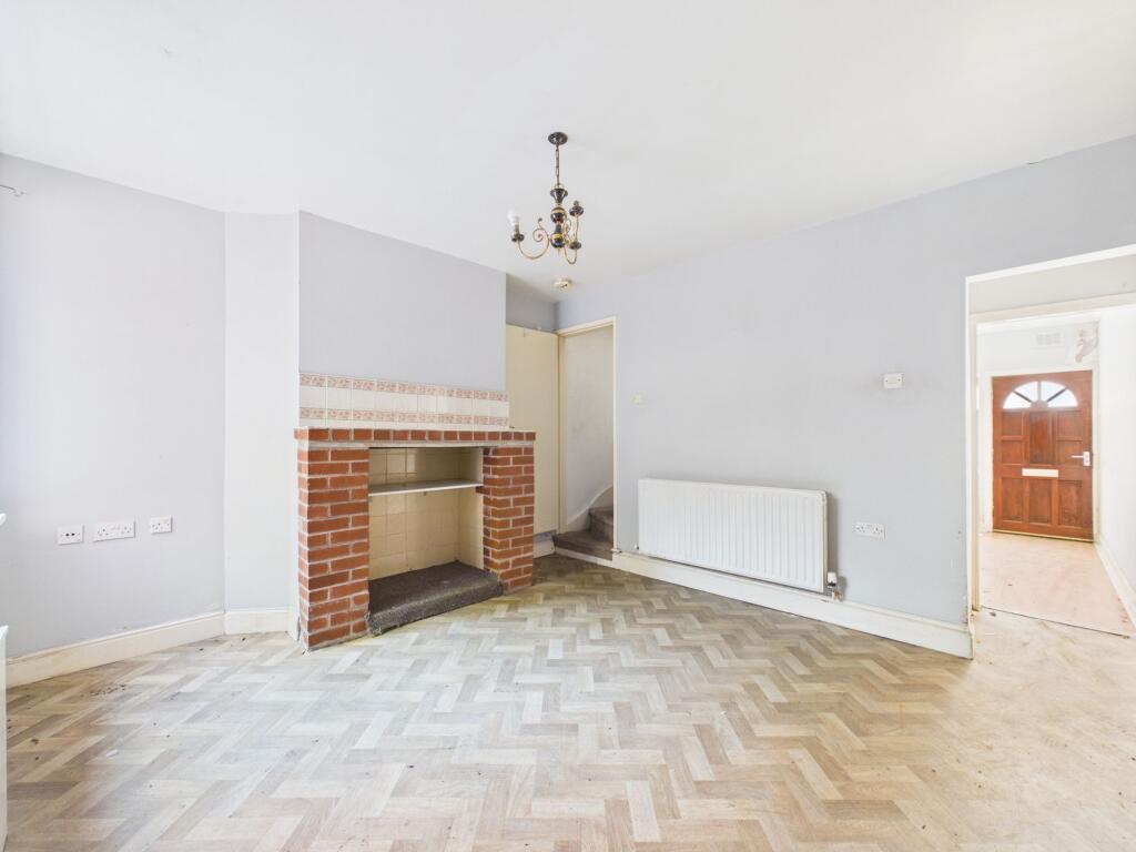 House in Nottingham - View 3