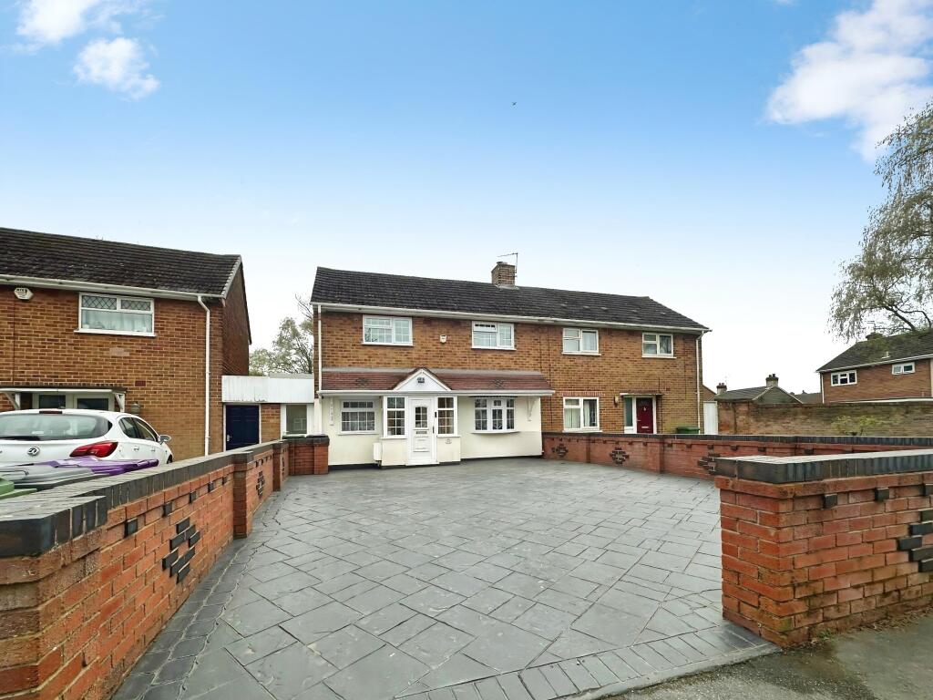 2-bed semi-detached on Barnfield Road, East Park, Wolverhampton, WV1, £250,000