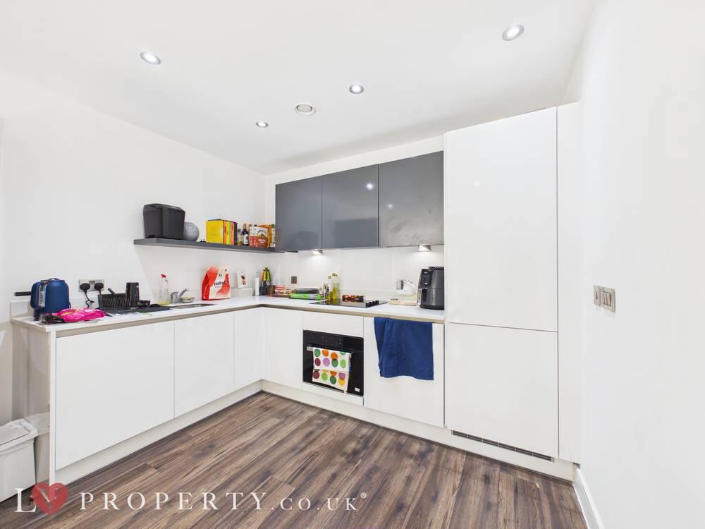 Apartment in Birmingham, Jewellery Quarter - View 2
