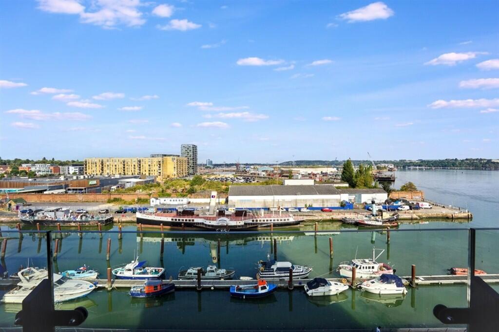 Apartment in Rochester - View 4
