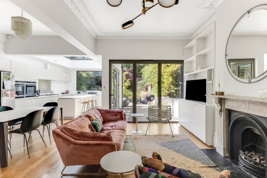 House in London, Archway - View 5
