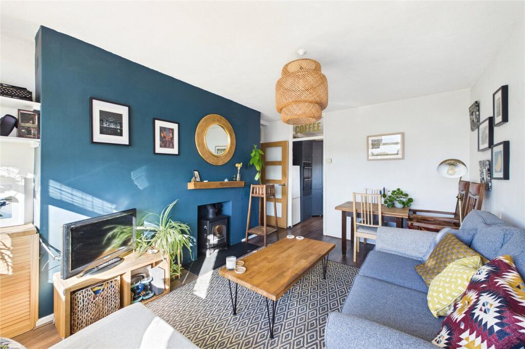 Apartment in London, Aldrington Estate, Furzedown - View 2