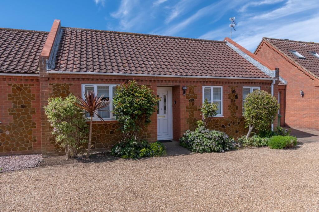 Main image of property: Cherry Tree Close, Heacham, PE31