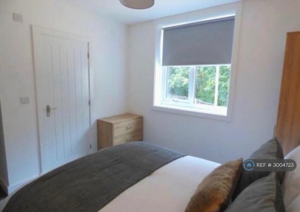 House in Manchester - View 2