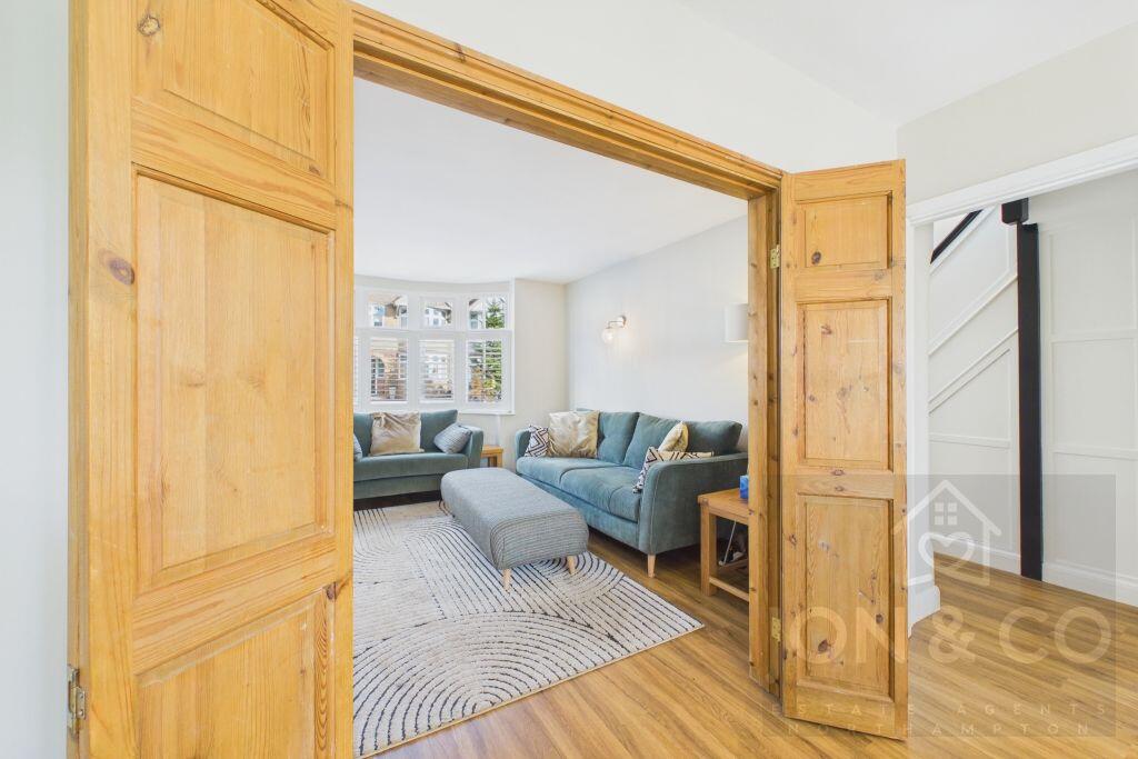 House in Northampton, West Northamptonshire - View 5