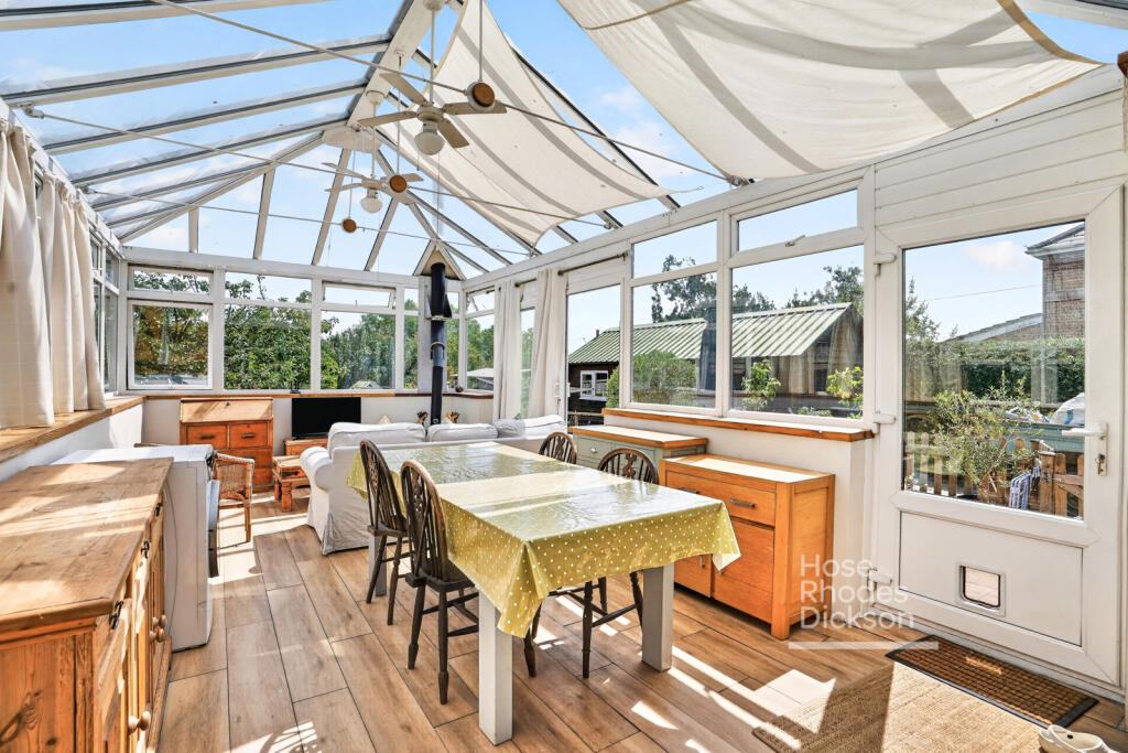 House in Newport, Parkhurst - View 4