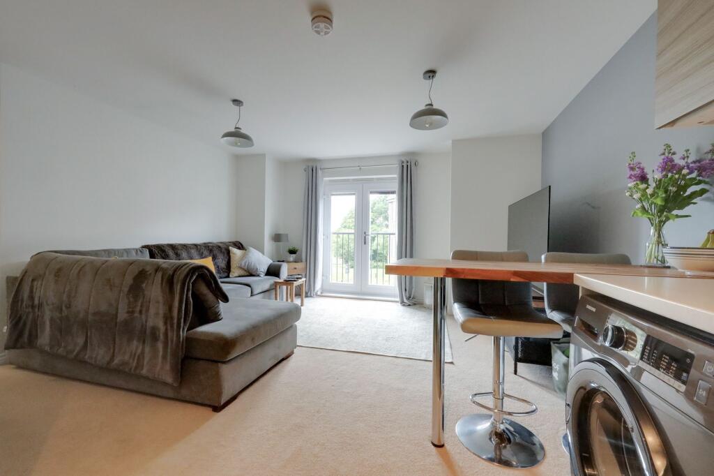 Orchard Close, Burgess Hill, RH15 photo 5