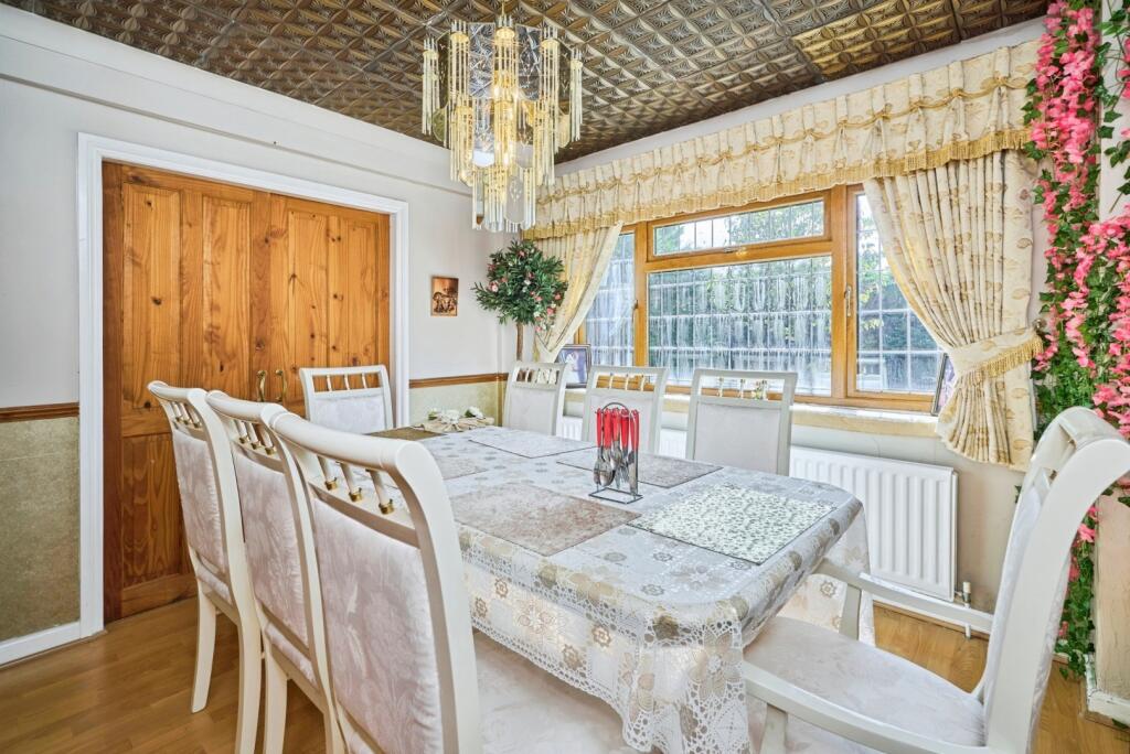 House in South Staffordshire, Brewood and Coven - View 4