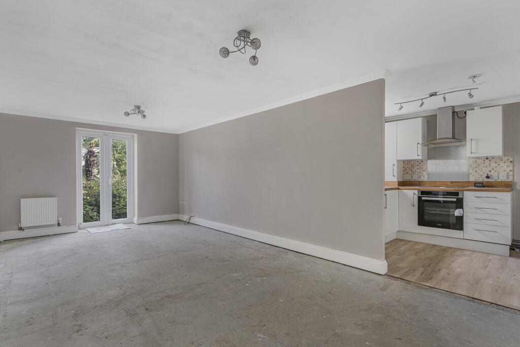 Main image of property: Bungalow Road, London, SE25