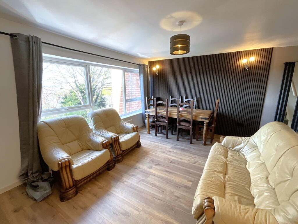 Additional image 2 of HALESOWEN, Loughton Grove