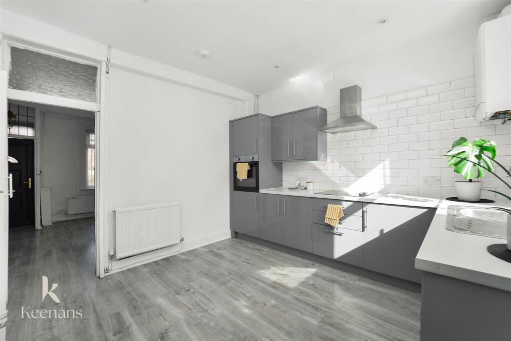 Main image of property: Oldham Road, Middleton, Manchester