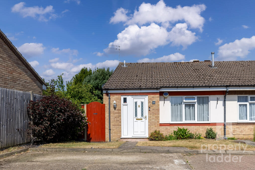 2-bed semi-detached on Arthurton Road, Spixworth, Norfolk, £250,000