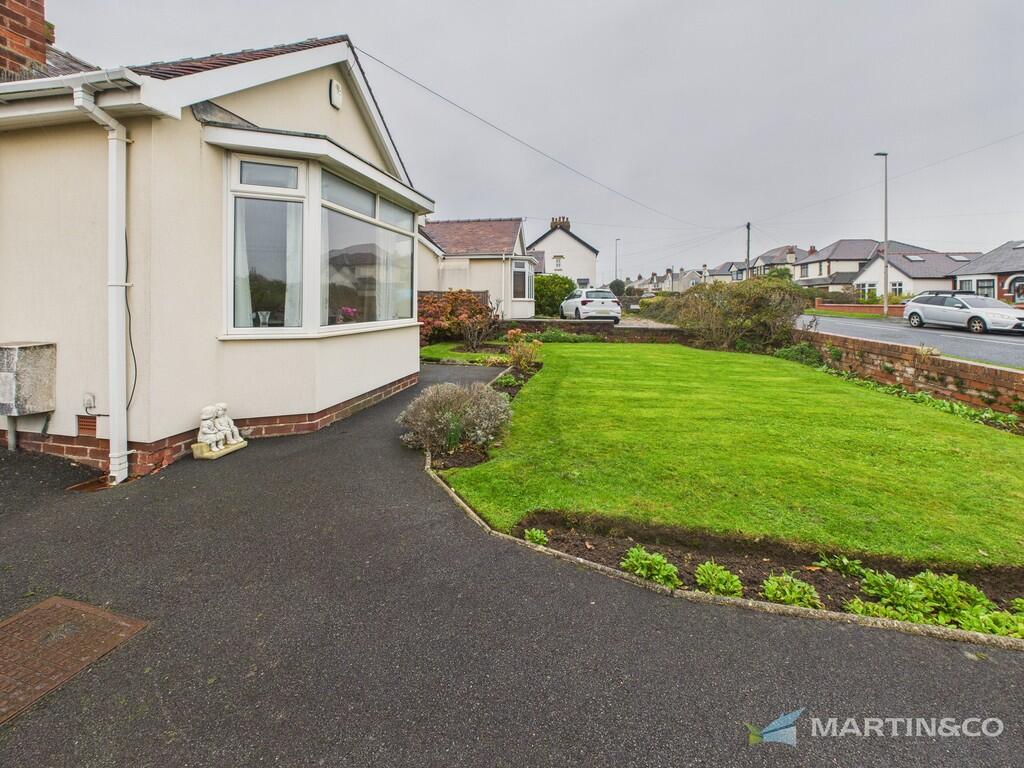 121, Norbreck Road photo 3